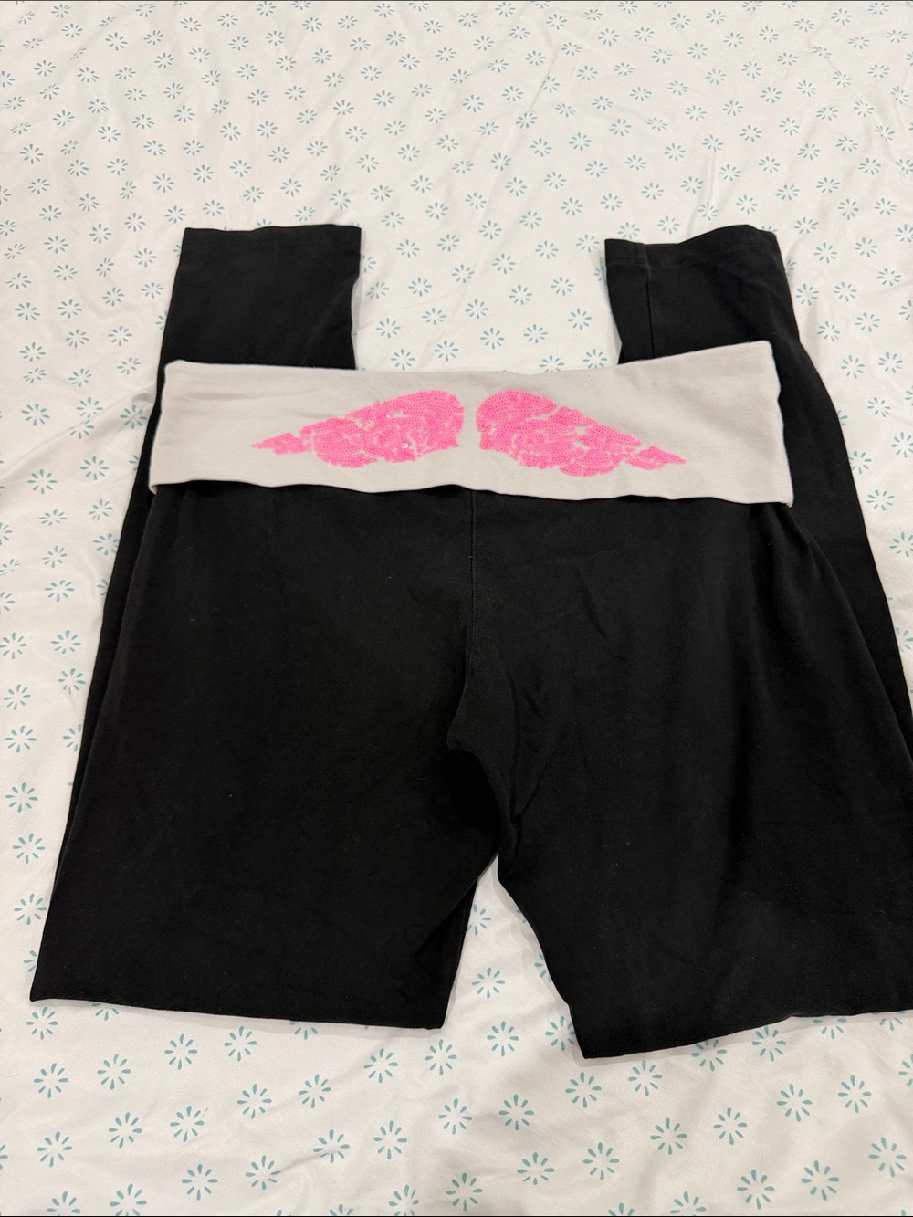 Victoria’s Secret black yoga leggings size L